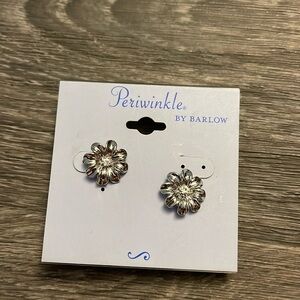 Periwinkle by Barlow Silver Flower Earrings